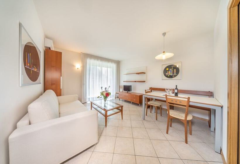 سوییت خانوادگی, Karinhall