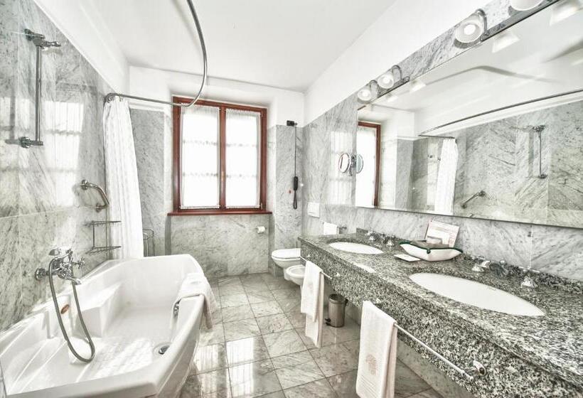 Полулюкс Вид на Озеро, Relais Casali Della Cisterna
