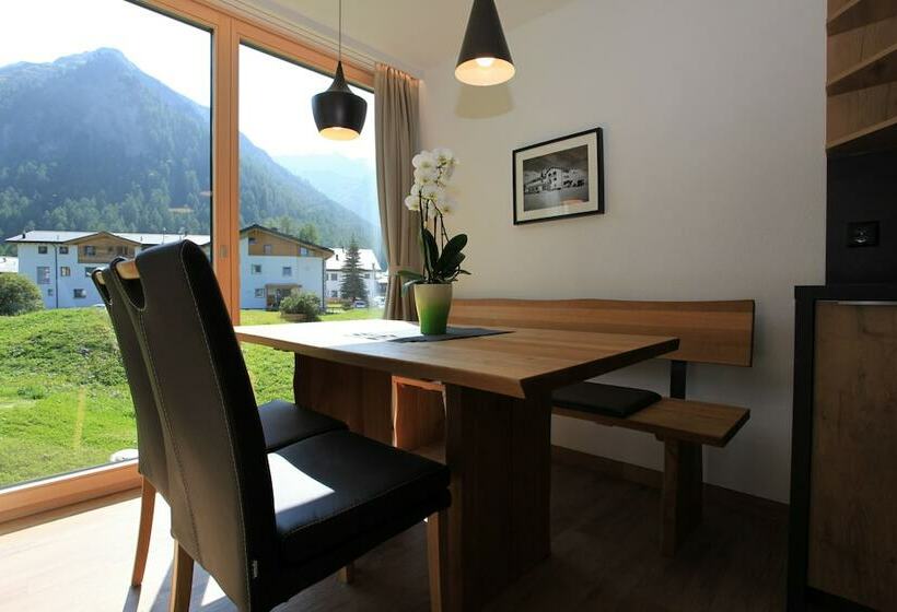 آپارتمان لوکس 1 خوابه, Engadin Lodge