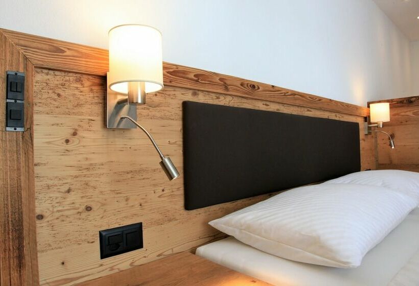 آپارتمان لوکس 1 خوابه, Engadin Lodge