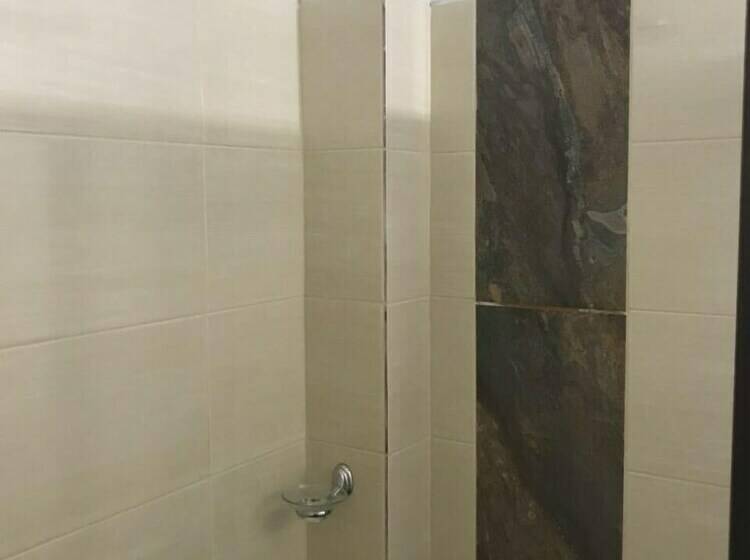 Семейный Номер, Hostal Don Jotas