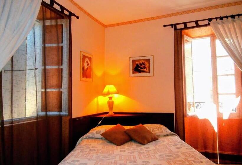 اتاق اکونومی یک تخته, Maison Du Manoir