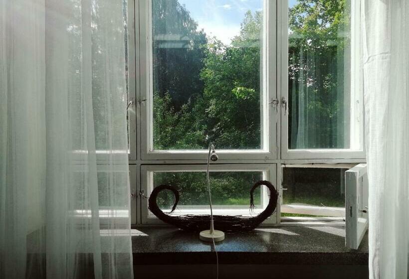 Номер Стандарт Совместная Ванная, Vanhan Koulun Majatalo Old School Guest House