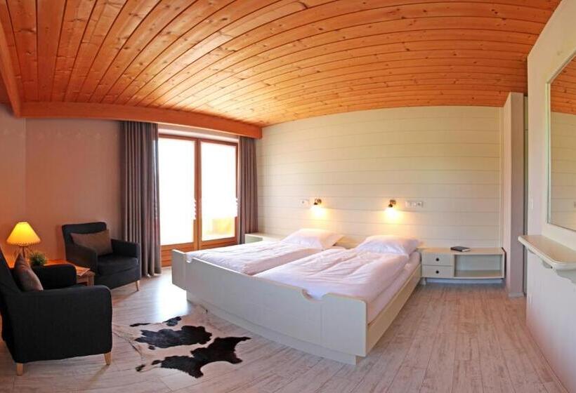 Номер Стандарт с Балконом, Gästehaus Menkenbauer
