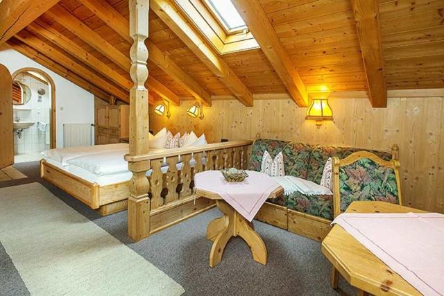 Дом 1 Спальня, Gästehaus Menkenbauer