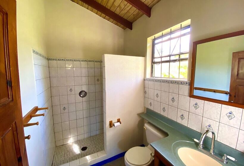 خانه 2 خوابه, Sea Cliff Cottages