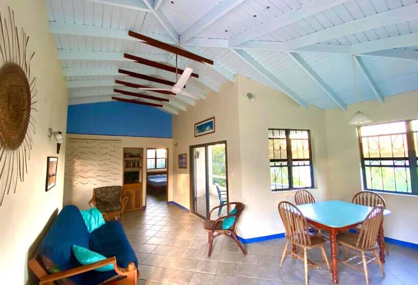 خانه 2 خوابه, Sea Cliff Cottages