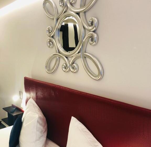 Номер Deluxe, Am Schloss