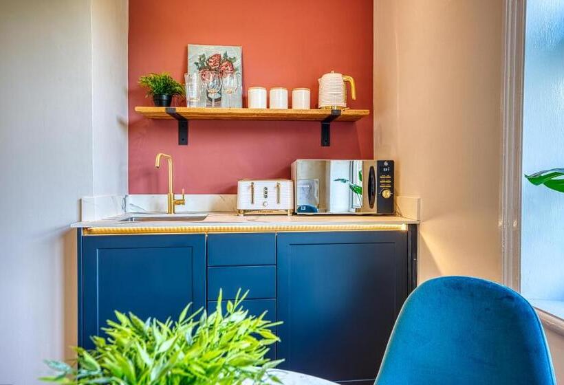 Студия Deluxe, Haworth Heights   An Amazing Aparthotel!