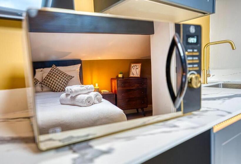 Студио Стандарт Кровать Кинг, Haworth Heights   An Amazing Aparthotel!