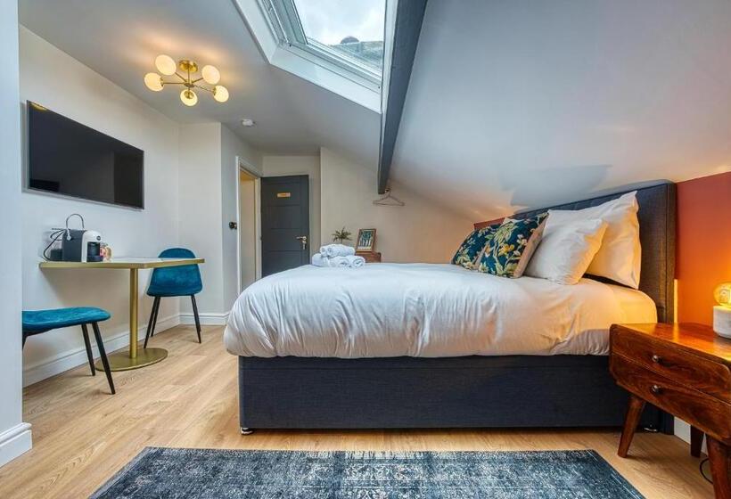 Студио Стандарт Кровать Кинг, Haworth Heights   An Amazing Aparthotel!