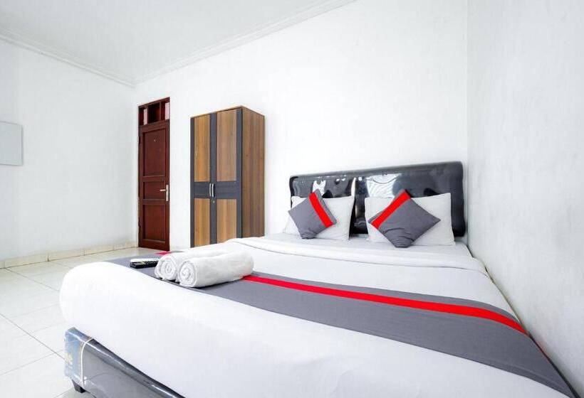 Delüks Oda, J&b Rooms Tomang Jakarta Mitra Reddoorz