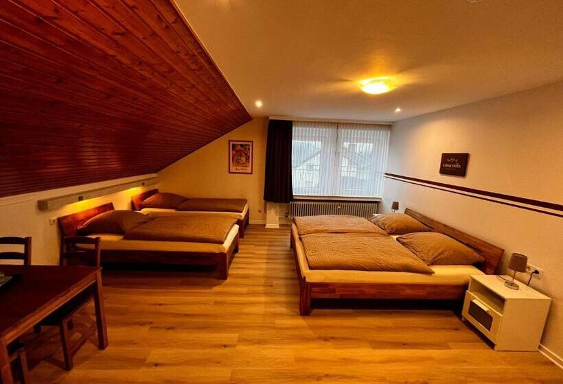 Четырехместный Номер Стандарт, Casa Milix  Bed & Breakfast