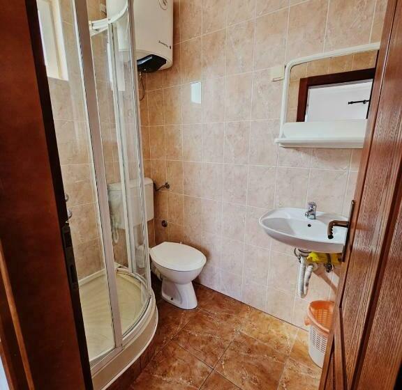 اتاق استاندارد سه نفره, Apartmani Mim