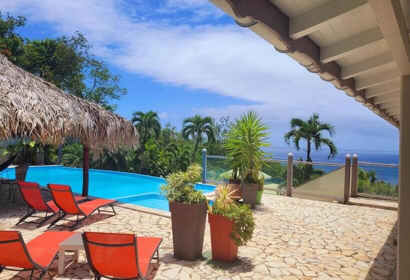 سوئیت با وان آب گرم, Villa Dream