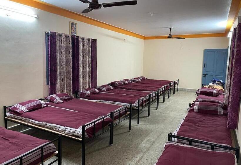 اتاق خانوادگی, Kings Mysuru Hotels   Sgh
