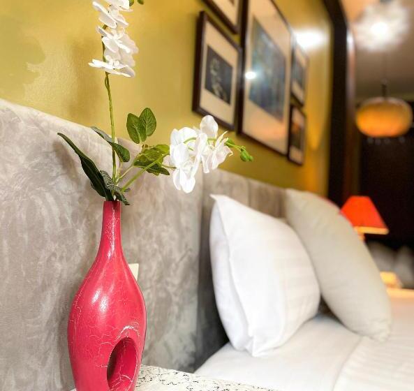 اتاق استاندارد با بالکن, Art Hotel Ha Noi
