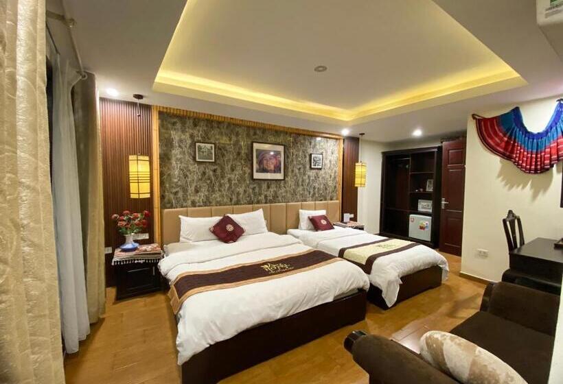 اتاق استاندارد سه تخته با بالکن, Art Hotel Ha Noi