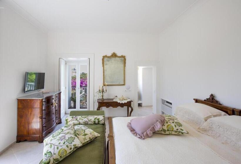 带花园景观的标准三人间, Palazzo Cacace Relais