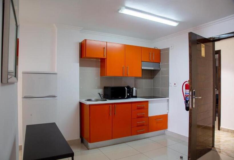 Deluxe Suite King Bed, Wdc Aparthotel   Buea