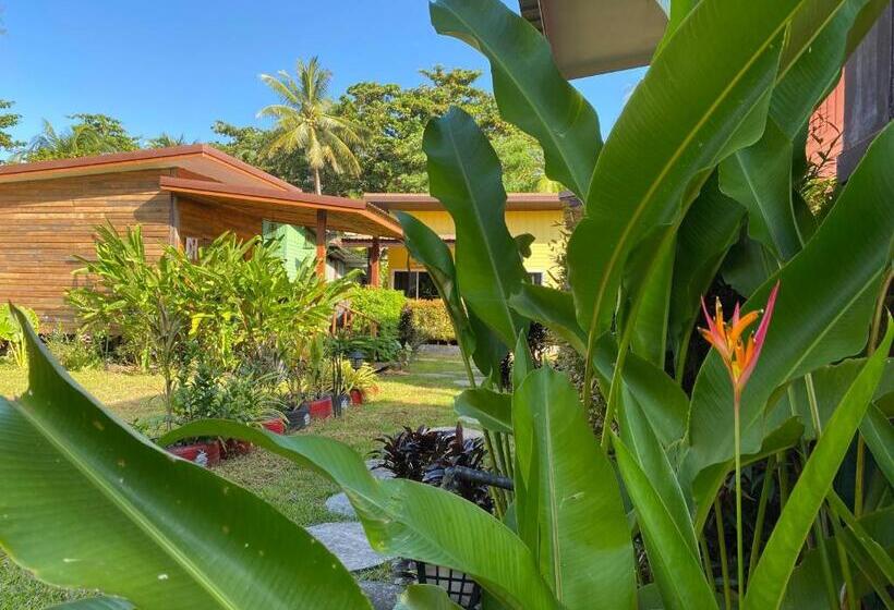 스탠다드 트리플 룸 가든 전망, Coconut Lanta Resort @klong Dow Beach