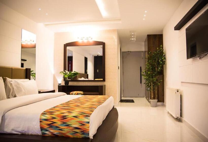اتاق سوپریور با تخت بزرگ, Metropole