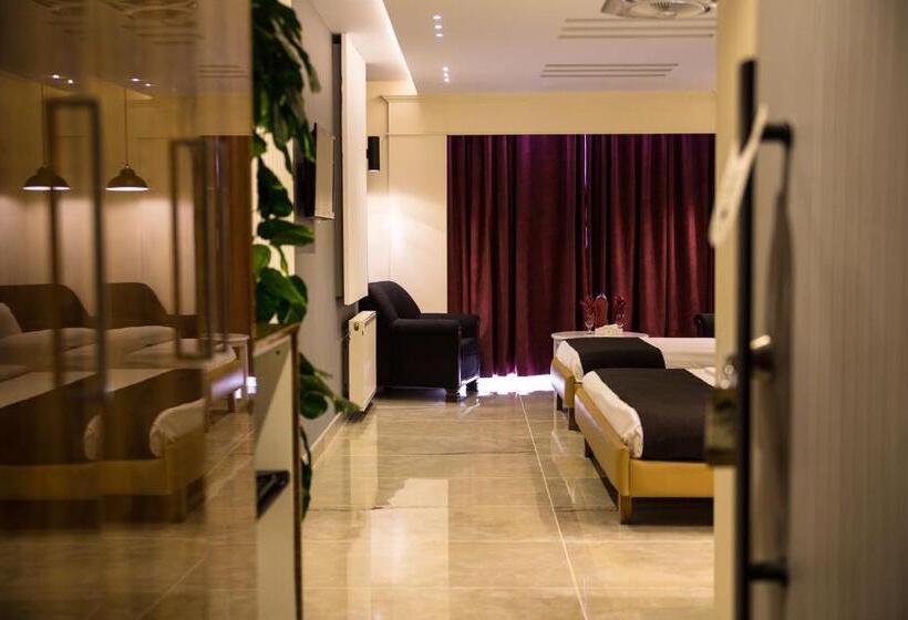 اتاق اجرایی سه نفره, Metropole