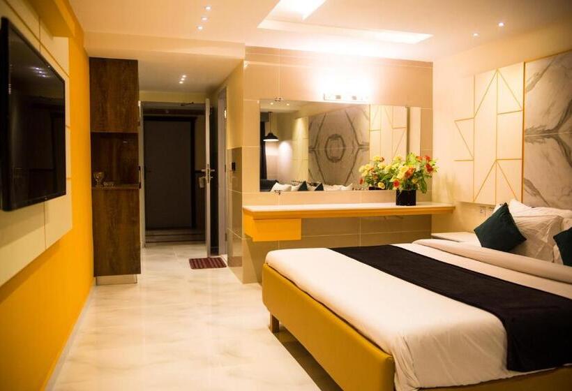 اتاق اجرایی سه نفره, Metropole