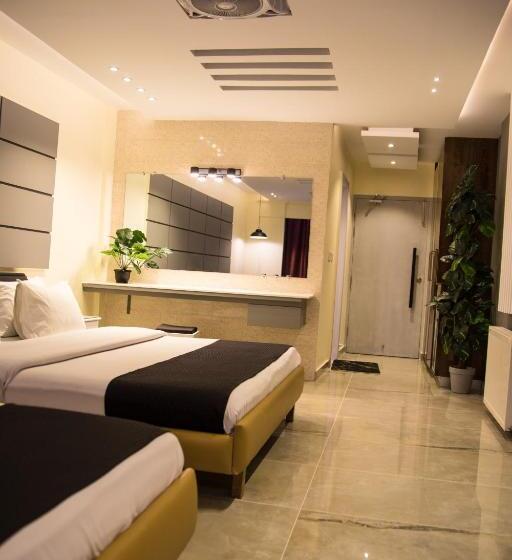 اتاق اجرایی سه نفره, Metropole