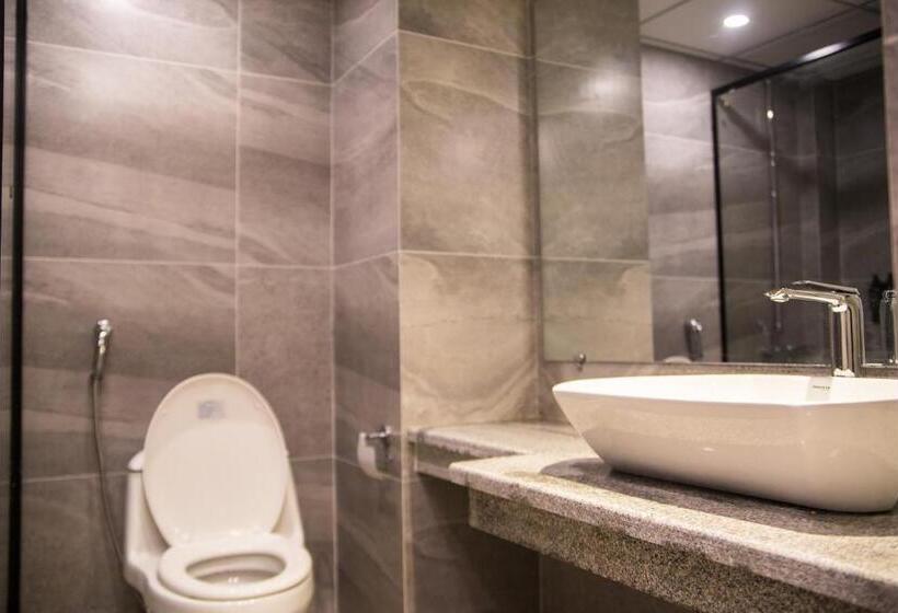 اتاق استاندارد با تخت بزرگ, Metropole