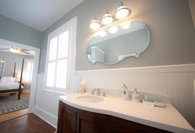 Номер Стандарт, The Edenton Collection Captain S Quarters Inn