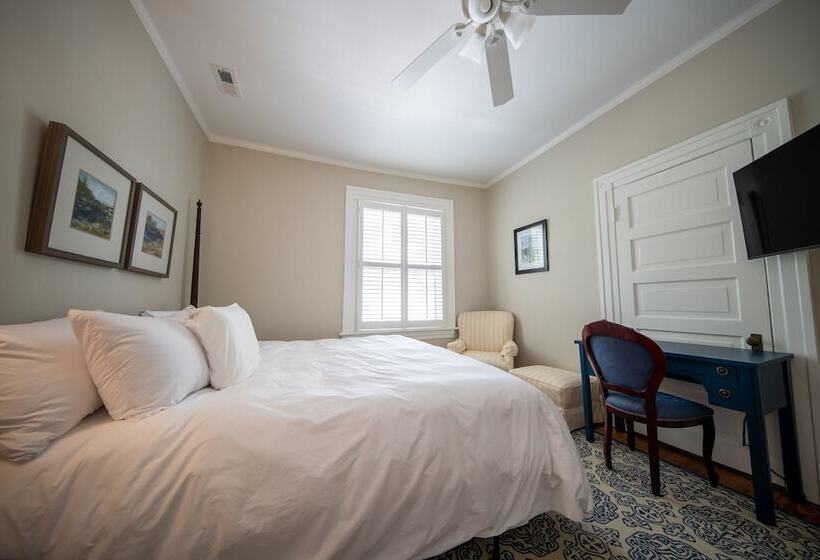 Номер Стандарт, The Edenton Collection Captain S Quarters Inn