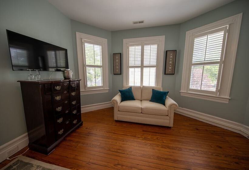 Номер Стандарт, The Edenton Collection Captain S Quarters Inn