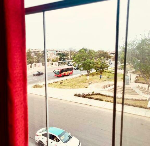 اتاق استاندارد, Hospedaje Nápoles