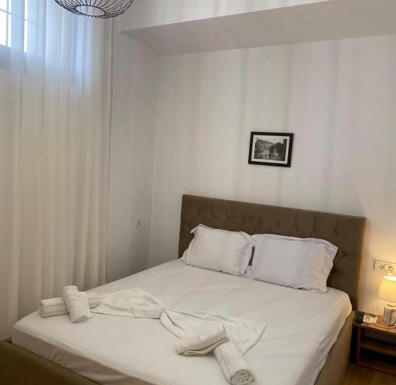 اتاق استاندارد, çuçi B&b