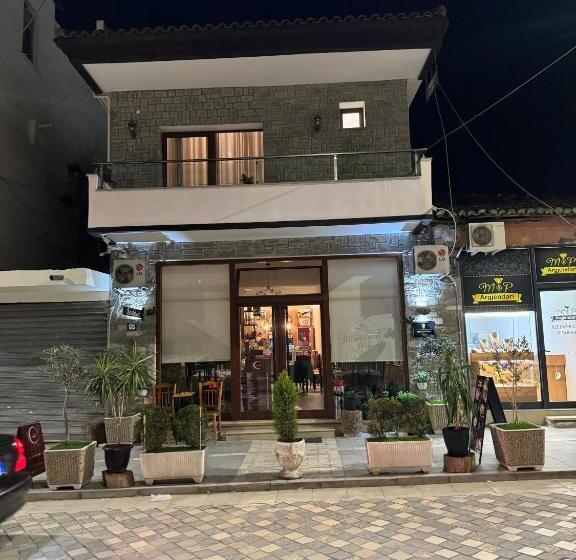 اتاق استاندارد با بالکن, çuçi B&b
