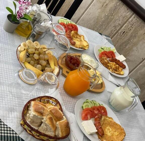 اتاق استاندارد با بالکن, çuçi B&b