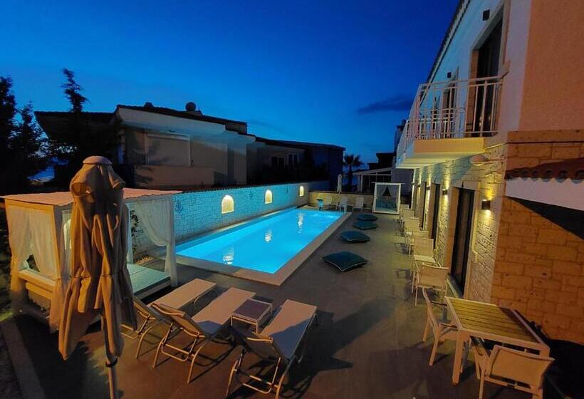 3 Kişilik Temel Oda, Bahar Butik Otel