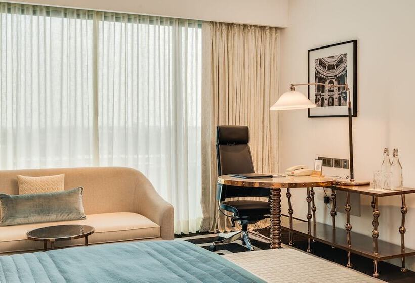 اتاق کلاب, Itc Narmada, A Luxury Collection Hotel, Ahmedabad