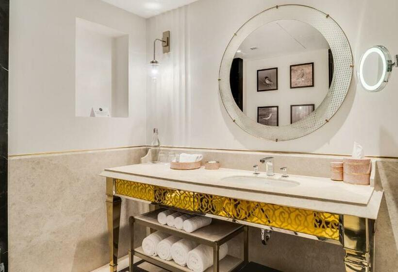 Club Room King Bed, Itc Narmada, A Luxury Collection Hotel, Ahmedabad