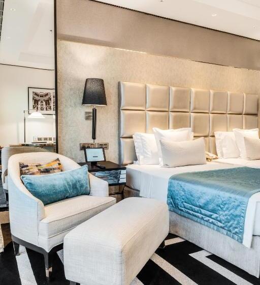اتاق کلاب, Itc Narmada, A Luxury Collection Hotel, Ahmedabad