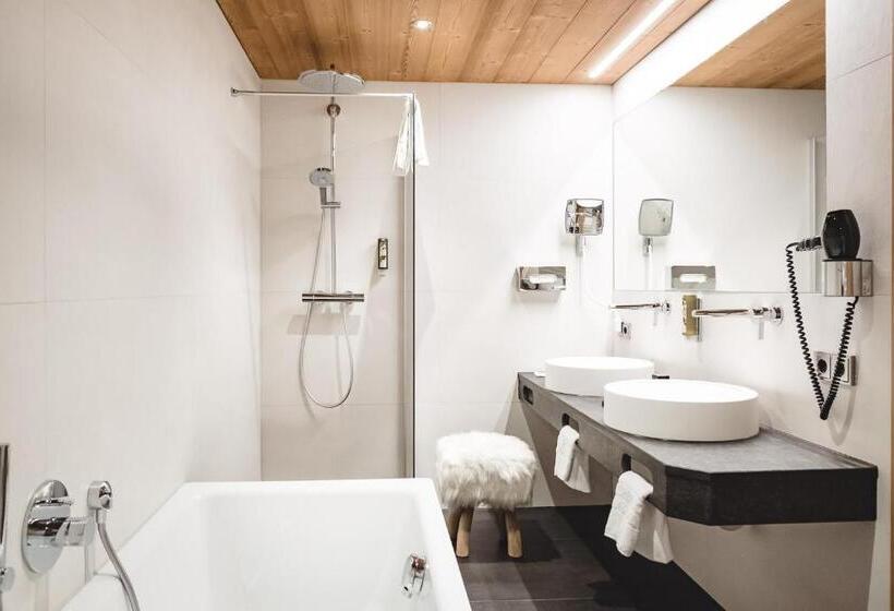 سوئیت با بالکن, Aktiv & Spa Hotel Alpenrose