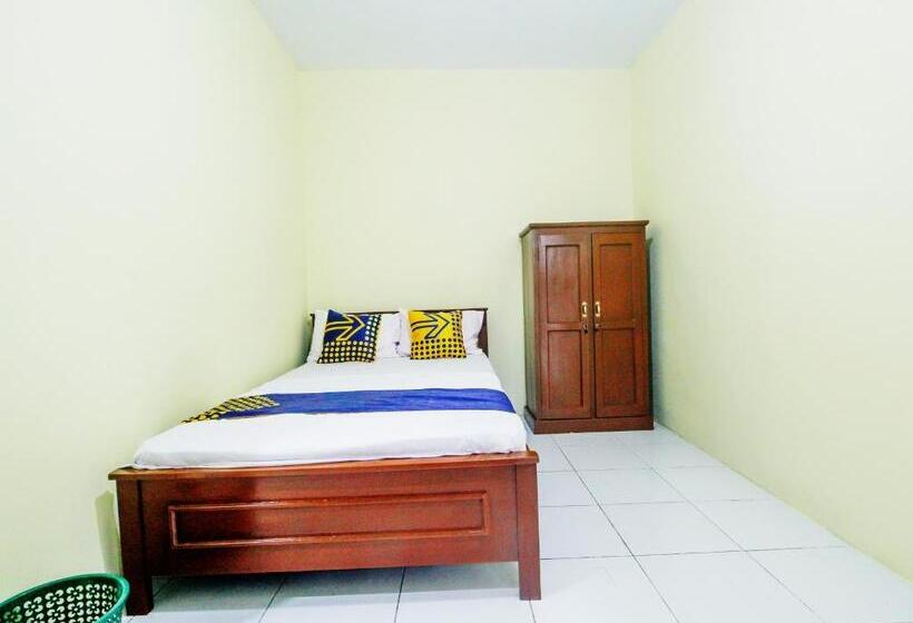 Номер Стандарт, Spot On 91606 Nadin Guest House