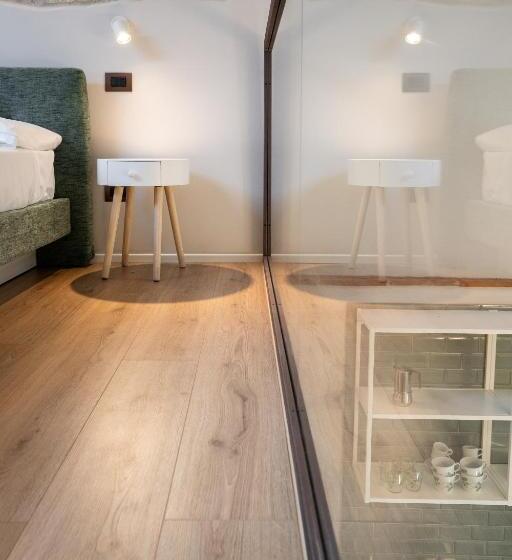 スーペリアの４人部屋, A Casa Di Biagio