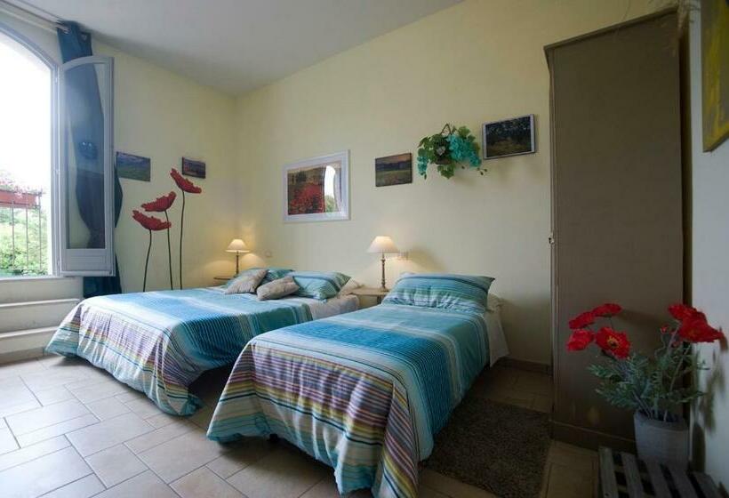 Трехместный Номер Стандарт с Балконом, Homelink Poggibonsi   Sogno D Oro