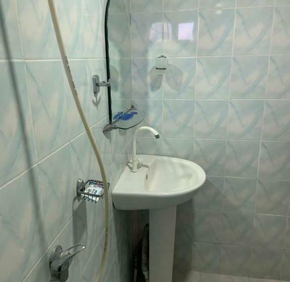 اتاق استاندارد, Tnak