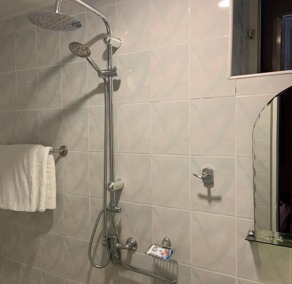اتاق استاندارد, Tnak