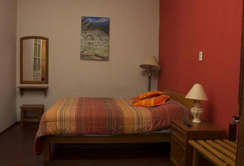اتاق استاندارد یک نفره, Posada Nueva Espana