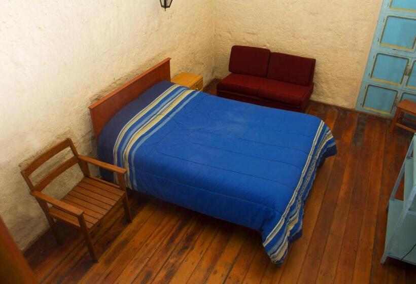 اتاق استاندارد چهار تخته, Posada Nueva Espana