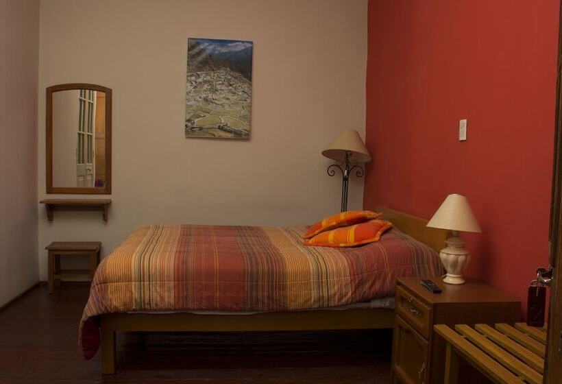 اتاق استاندارد یک نفره, Posada Nueva Espana